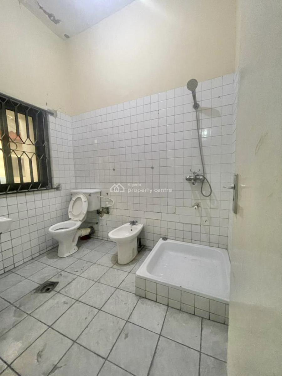 Well Maintained 5 Bedroom Semi Detached Duplex with Service Quarters, Lekki Phase 1, Lekki, Lagos, Semi-detached Duplex for Rent