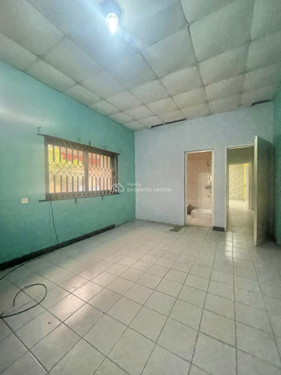 Well Maintained 5 Bedroom Semi Detached Duplex with Service Quarters, Lekki Phase 1, Lekki, Lagos, Semi-detached Duplex for Rent
