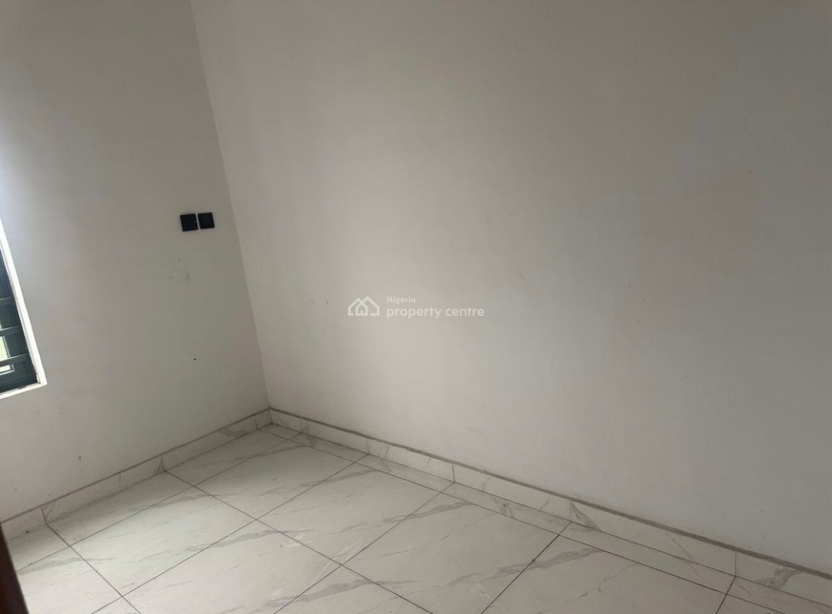 3bedroom Terrace with a Room Boys Quarte, Spring Valley Estate Ajah, Lekki Epe Express Way ., Ajah, Lagos, Terraced Duplex for Sale