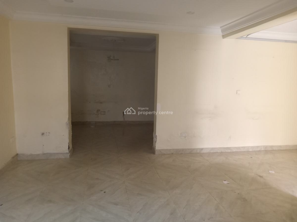 a Good Serviced 3 Bedroom Terrace Duplex + 1bq, Utako, Abuja, Terraced Duplex for Rent