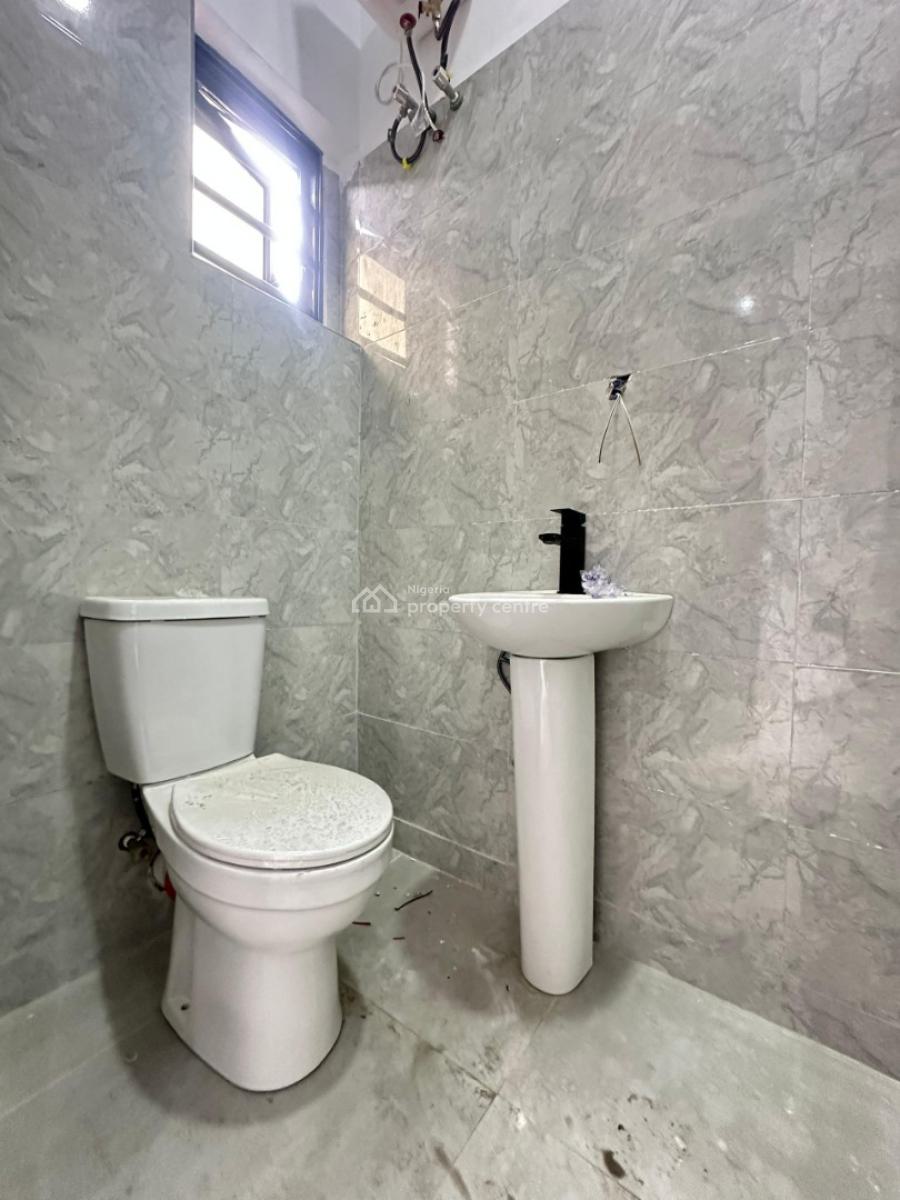 Well-designed 3-bedroom Semi-detached Duplex with Bq, Lbs, Ajah, Lagos, Semi-detached Duplex for Sale