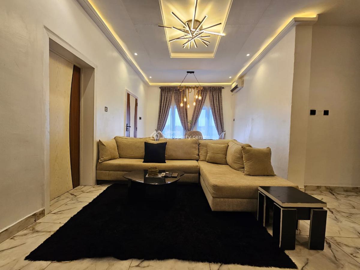 Luxury Three Bedroom with Swimming Pool, Airport Road, Ikeja, Lagos, Flat / Apartment Short Let
