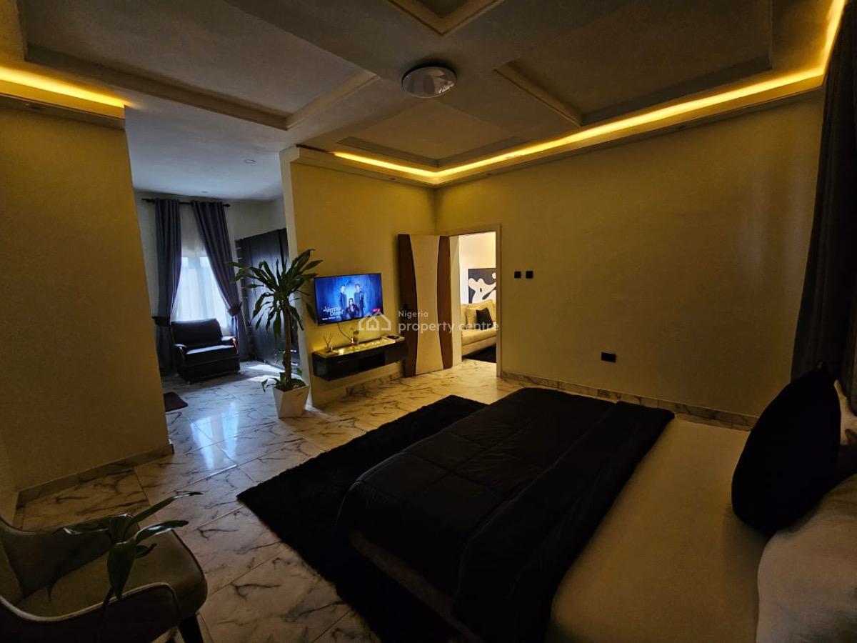 Luxury Three Bedroom with Swimming Pool, Airport Road, Ikeja, Lagos, Flat / Apartment Short Let