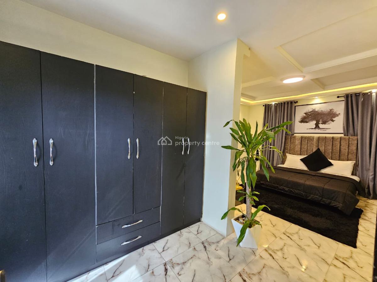 Luxury Three Bedroom with Swimming Pool, Airport Road, Ikeja, Lagos, Flat / Apartment Short Let