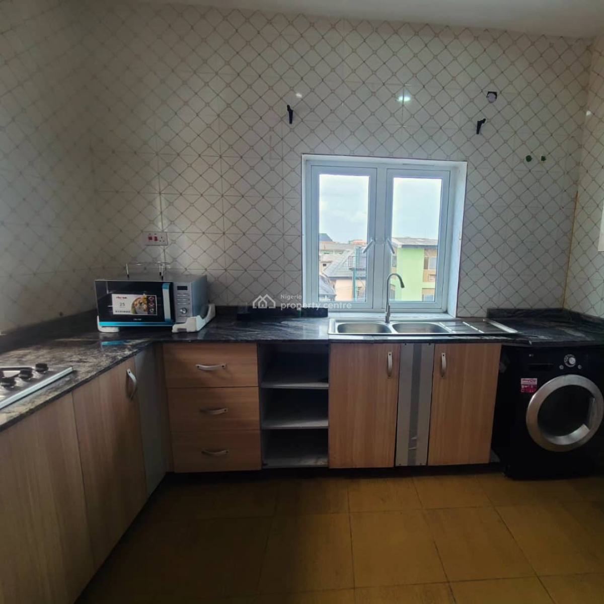 Luxury Three Bedroom with Swimming Pool, Airport Road, Ikeja, Lagos, Flat / Apartment Short Let