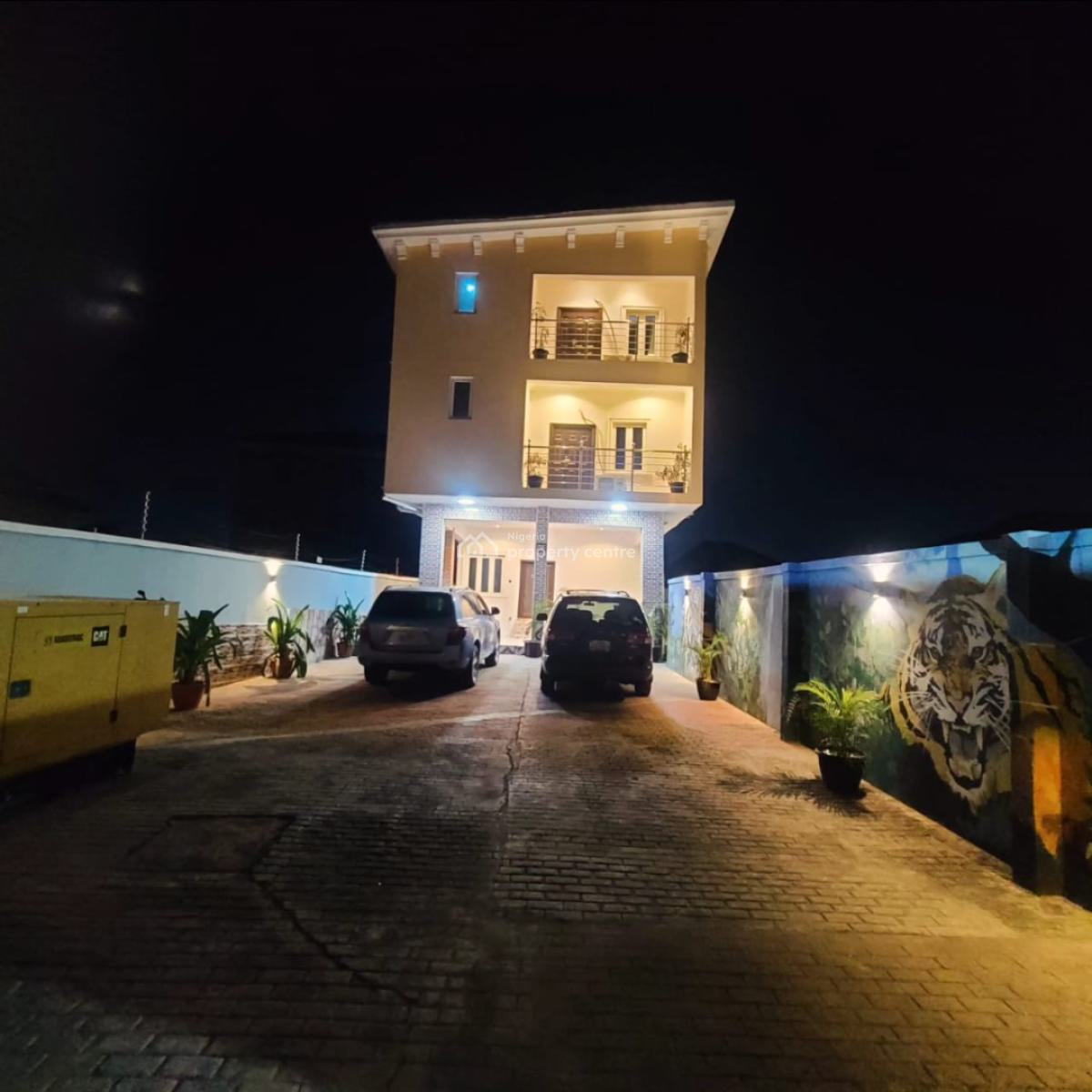 Luxury Three Bedroom with Swimming Pool, Airport Road, Ikeja, Lagos, Flat / Apartment Short Let