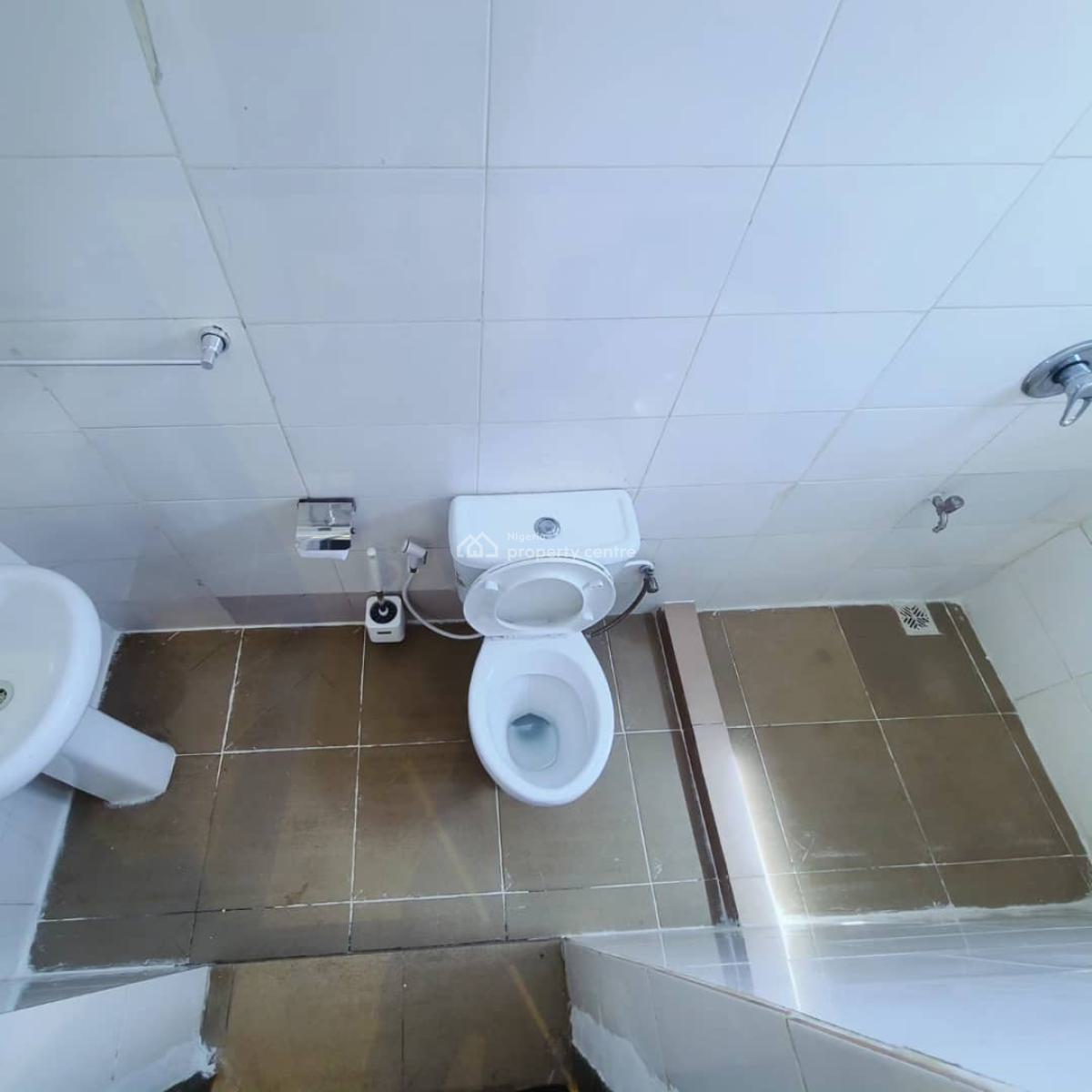 Luxury Two Bedroom with Swimming Pool, Airport Road, Ikeja, Lagos, Flat / Apartment Short Let