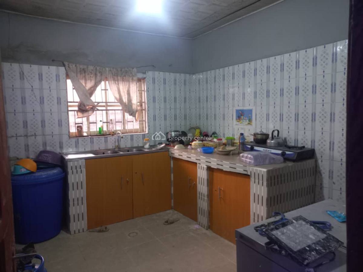 Exquisitely Built 4 Bedroom Bungalow, Idi Iroko, Amuloko, Ibadan, Oyo, Detached Bungalow for Sale