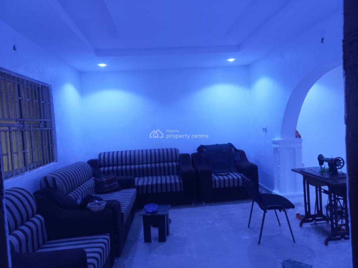 Exquisitely Built 4 Bedroom Bungalow, Idi Iroko, Amuloko, Ibadan, Oyo, Detached Bungalow for Sale