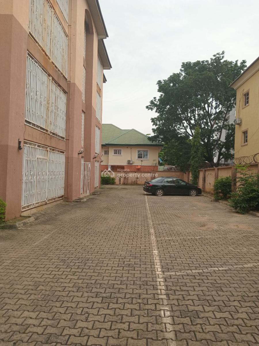 a Good Spacious 3bedroom Flat for Office Use Only., Utako District Abuja. ( Office Use Only ), Utako, Abuja, Flat / Apartment for Rent