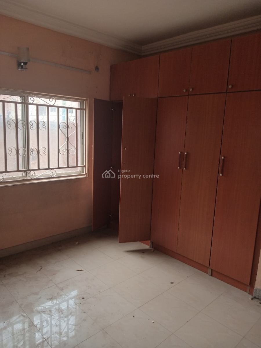 a Good Spacious 3bedroom Flat for Office Use Only., Utako District Abuja. ( Office Use Only ), Utako, Abuja, Flat / Apartment for Rent