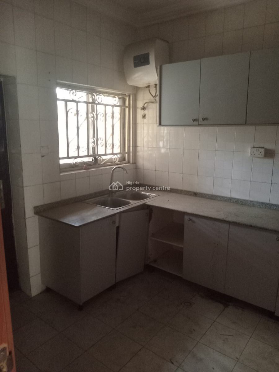 a Good Spacious 3bedroom Flat for Office Use Only., Utako District Abuja. ( Office Use Only ), Utako, Abuja, Flat / Apartment for Rent