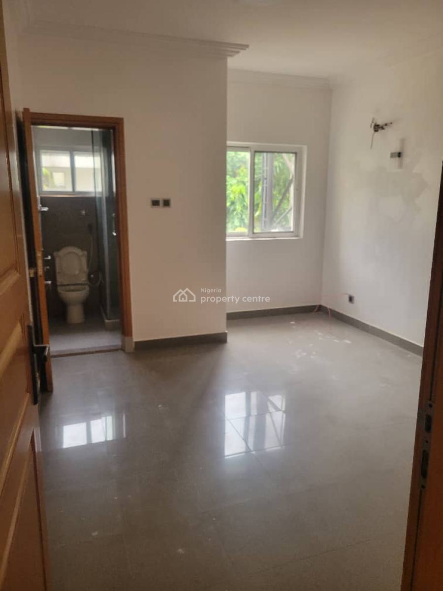 Four Bedroom Terrace with Bq, Lekki Phase 1, Lekki, Lagos, House for Rent