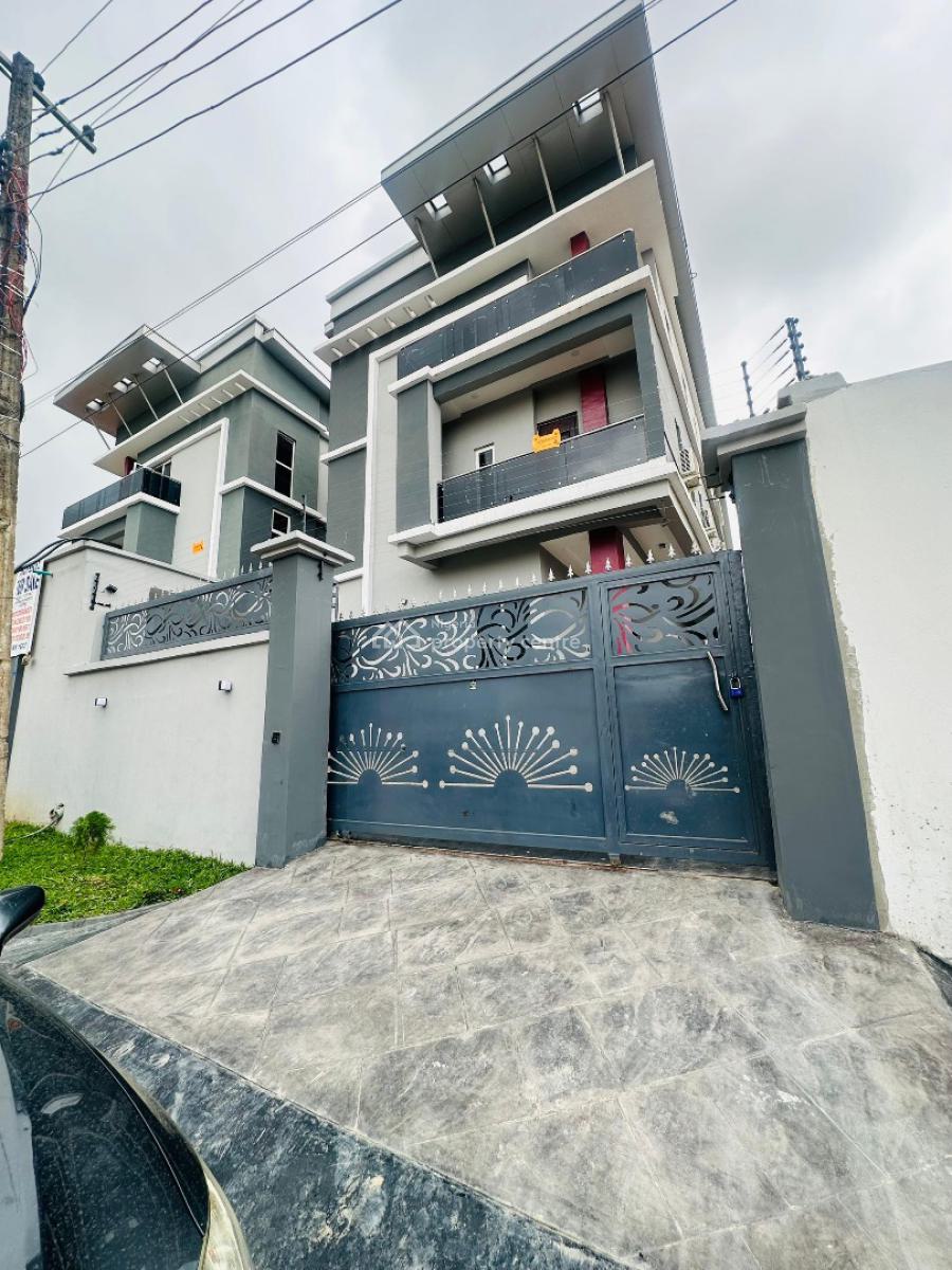Spaciously Built 5 Bedroom Fully Detached Duplex with Bq, Gra Phase 2, Magodo, Lagos, Detached Duplex for Sale