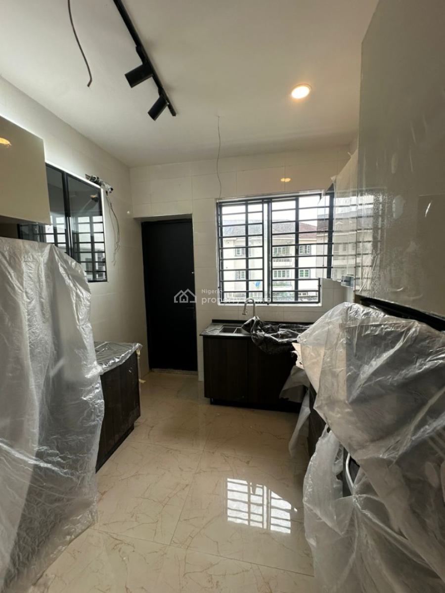 4-bedroom Terrace, Lekki Phase 1, Lekki, Lagos, House for Sale