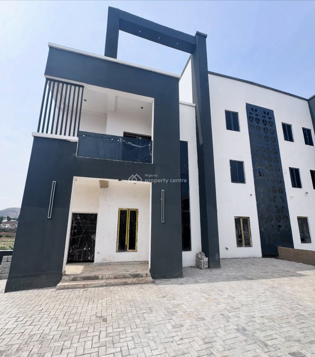 Elegant 5-bedroom Semi Detached Duplex with 2 Basement Rooms, Wuye, Abuja, Semi-detached Duplex for Sale