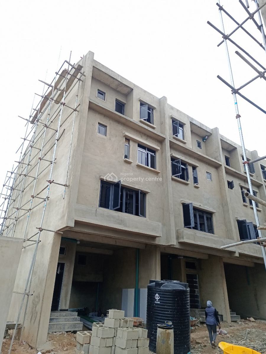 Ney Built 4 Bedroom Duplex with Boys Quarter, Gbagada, Lagos, Terraced Duplex for Sale
