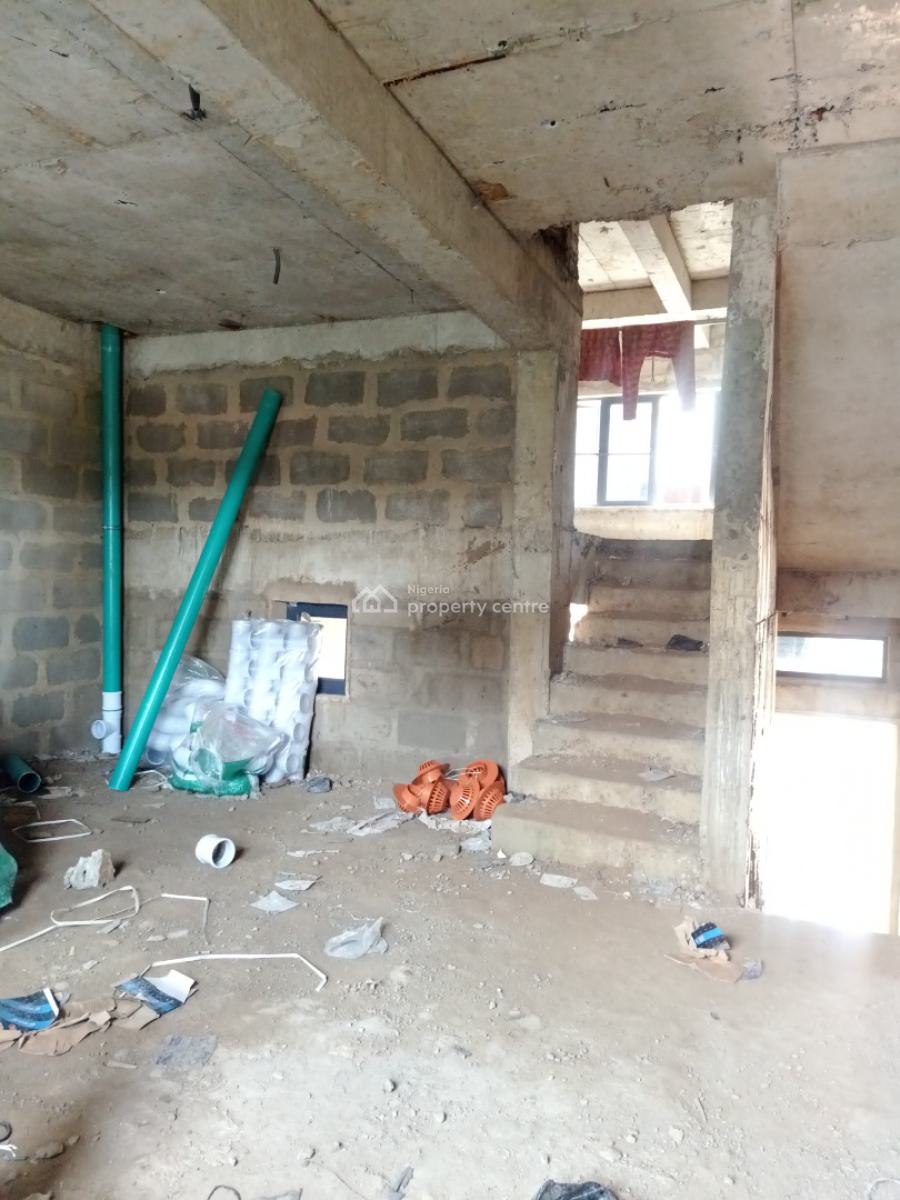 Ney Built 4 Bedroom Duplex with Boys Quarter, Gbagada, Lagos, Terraced Duplex for Sale
