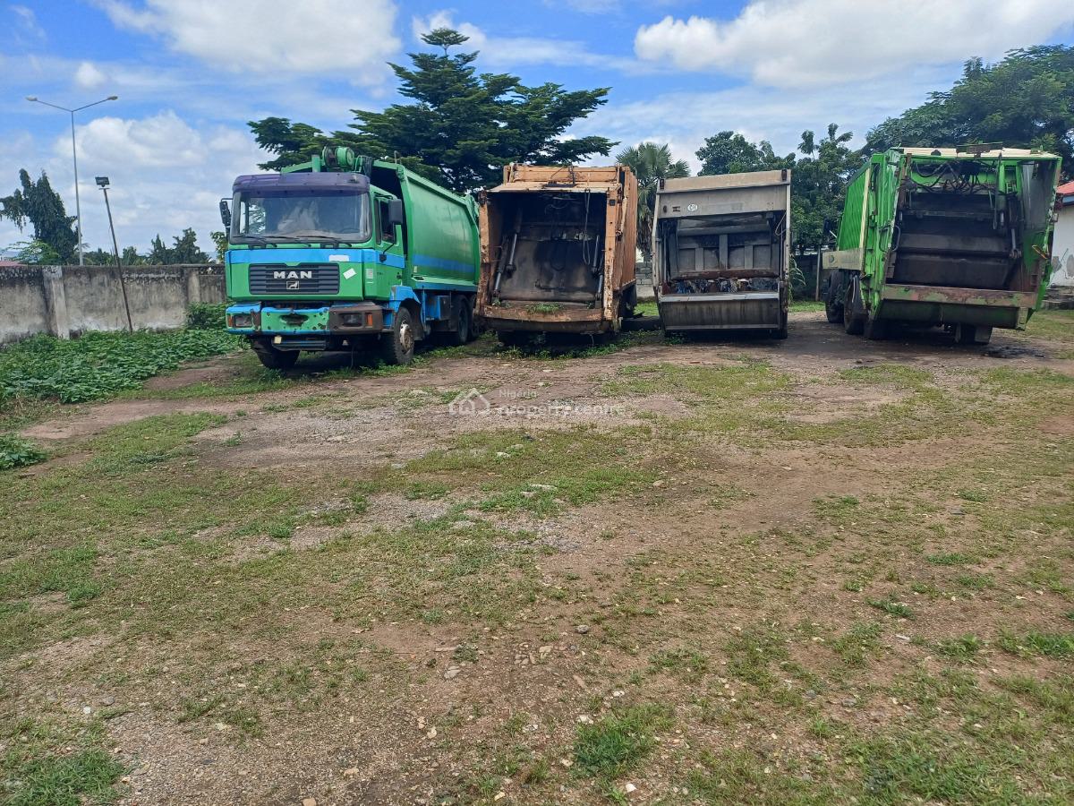 Fenced & Gated Empty Land in a Prime Location, Wuye, Abuja, Warehouse for Rent