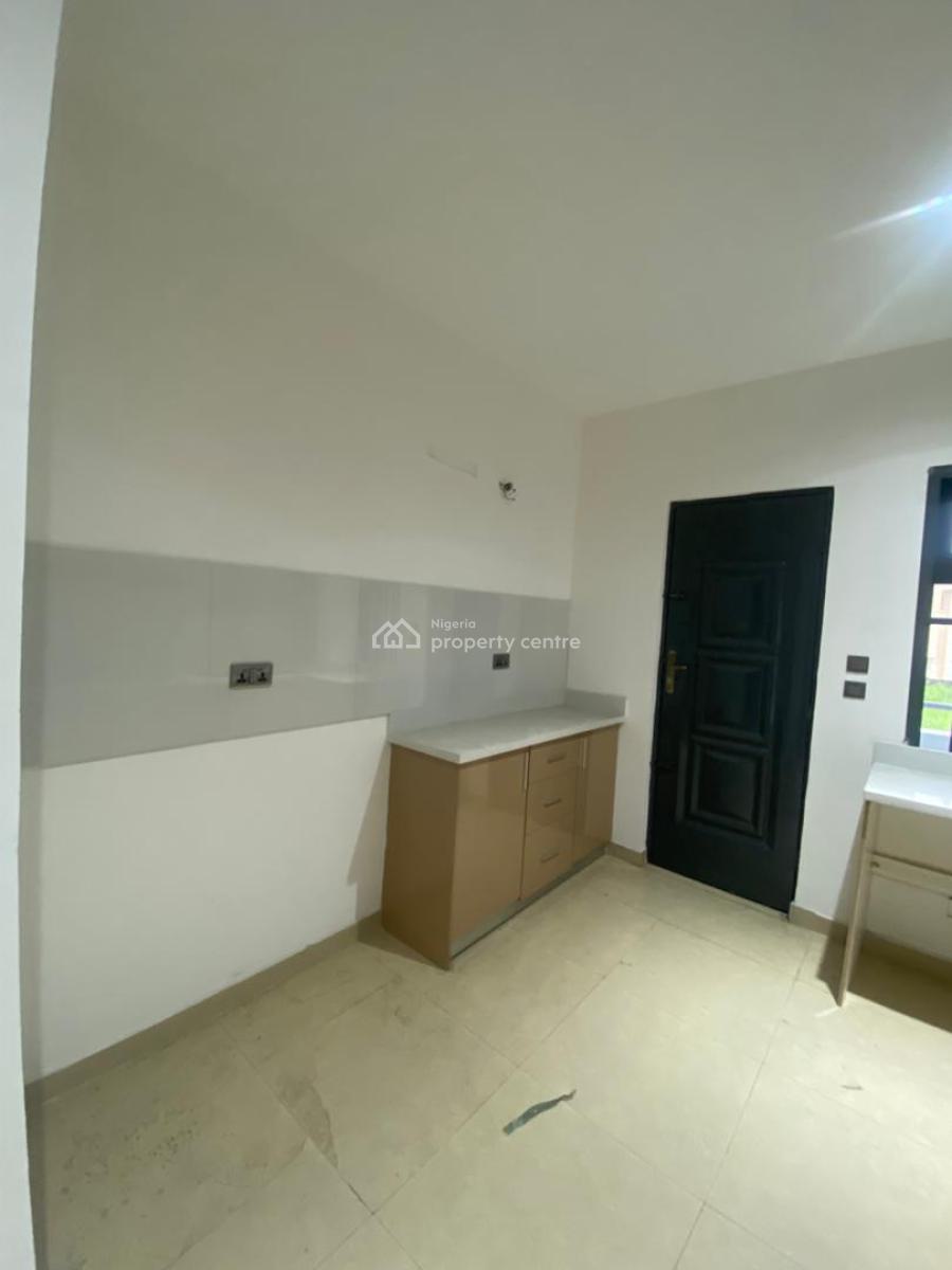 Tastefully Finished & Serviced 4-bedroom Maisonette, Olaleye Estate, Surulere, Lagos, Terraced Duplex for Sale
