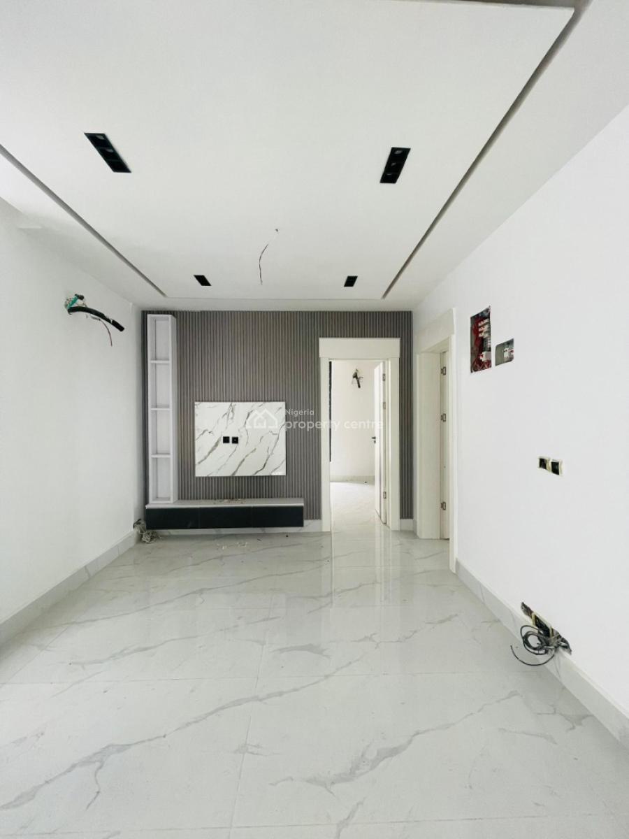 Spacious  5 Bedroom Fully Detached Duplex with Bq, Lekki, Lagos, Detached Duplex for Sale