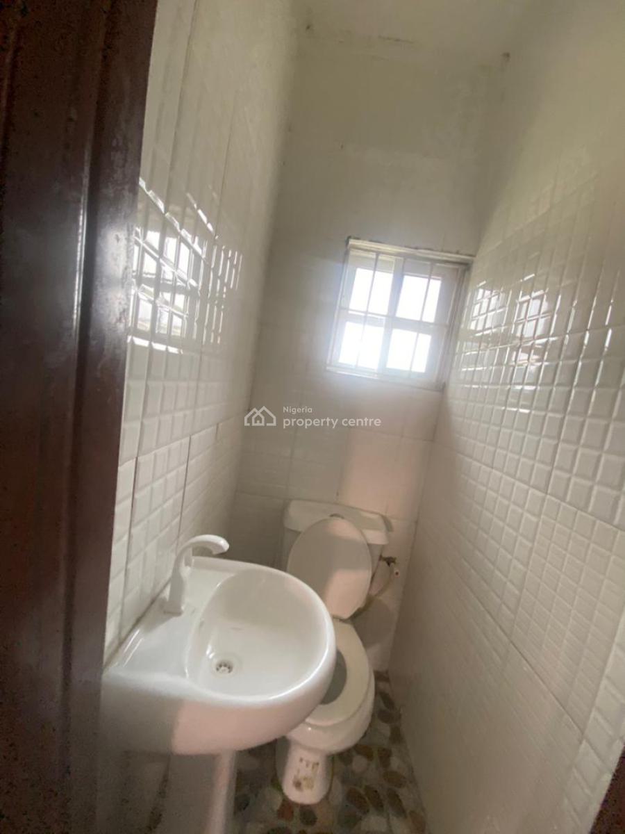 Spacious and Sharp 2 Bedroom in a Code Access Estate., Sangotedo, Sangotedo, Ajah, Lagos, Flat / Apartment for Rent