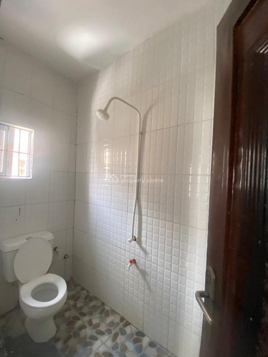Spacious and Sharp 2 Bedroom in a Code Access Estate., Sangotedo, Sangotedo, Ajah, Lagos, Flat / Apartment for Rent