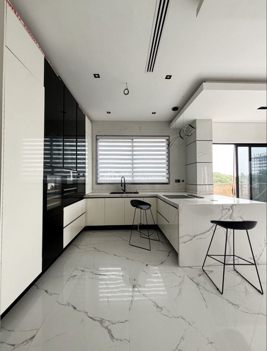 4bedroom & 5 Bedrooms in Ikoyi Lagos, Ikoyi, Lagos, Block of Flats for Sale