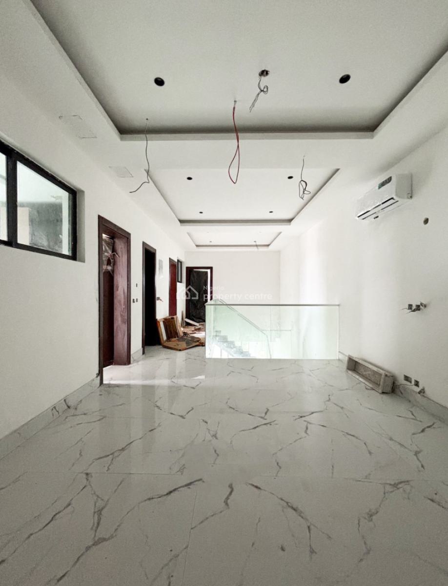 4bedroom & 5 Bedrooms in Ikoyi Lagos, Ikoyi, Lagos, Block of Flats for Sale