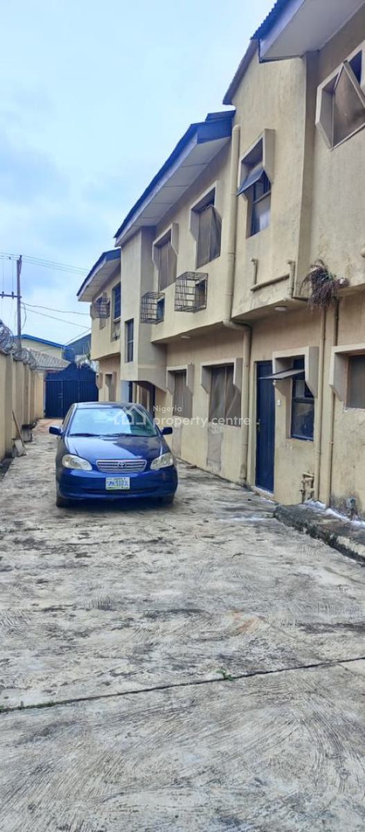 Executive 4 Number of 3 Bedroom with C of O, Oko Oba, Abule Egba, New Oko-oba, Agege, Lagos, Block of Flats for Sale