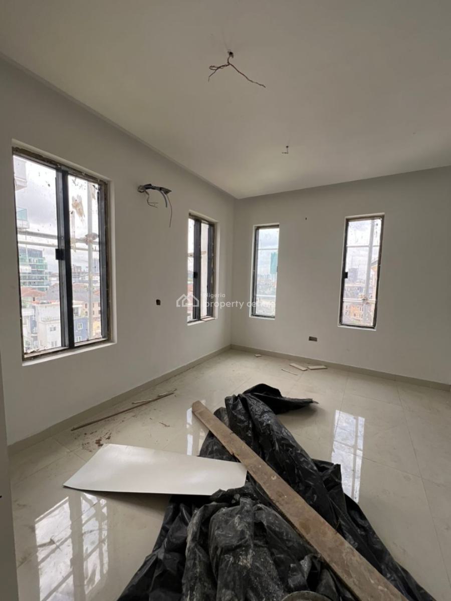 4-bedroom Waterfront Maisonette, Ikoyi, Lagos, House for Sale