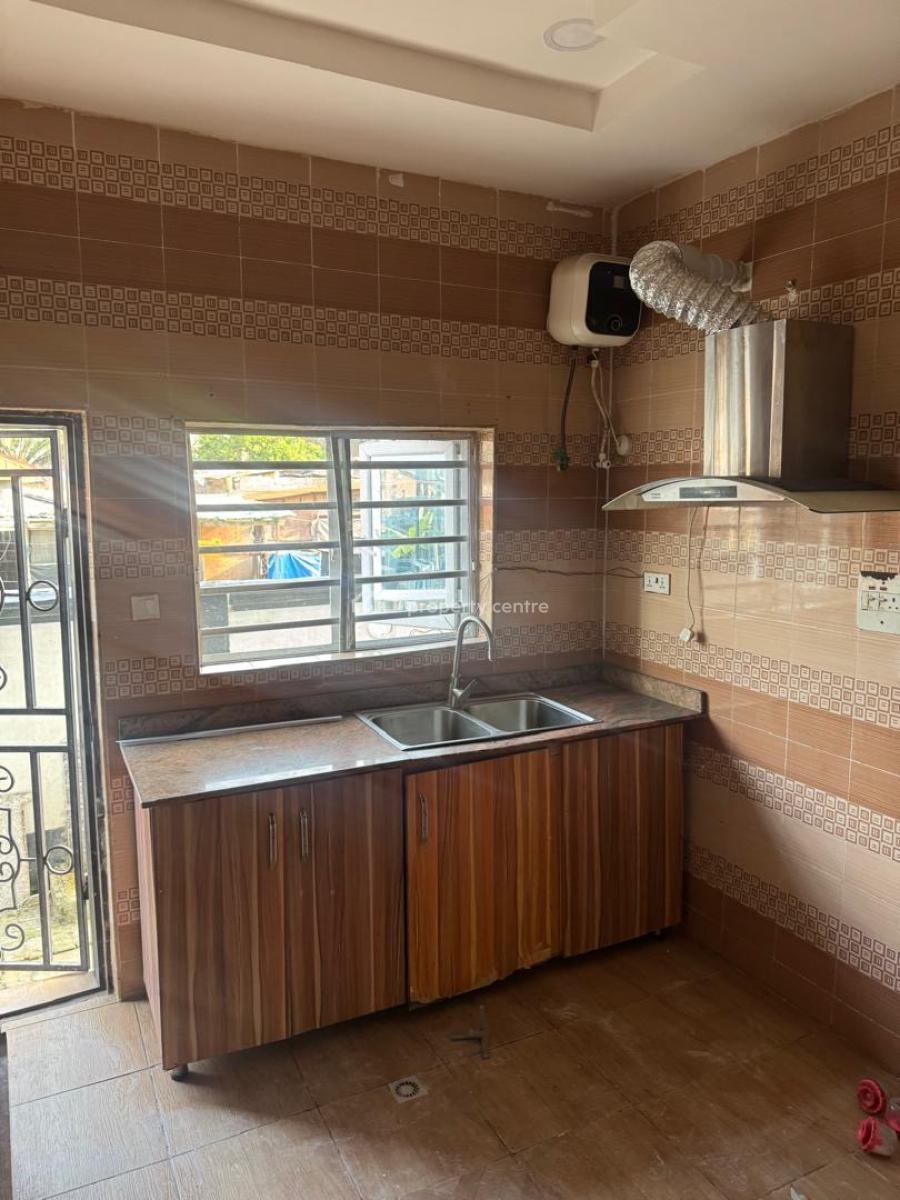 Newly Renovated 3 Bedroom Duplex with Excellent Facilities, Ilaje, Ajah, Lagos, Terraced Duplex for Rent