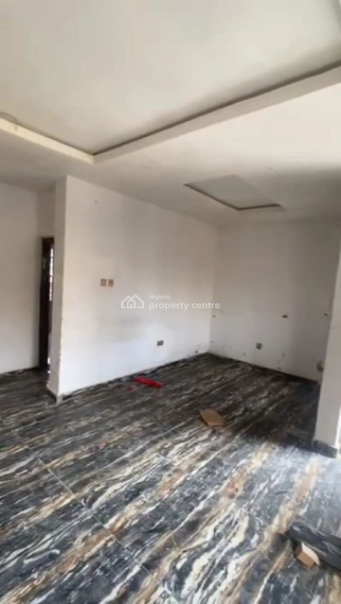 Brand New Specious 2 Bedroom Flat Up Flat, Adekunle, Yaba, Lagos, Flat / Apartment for Rent