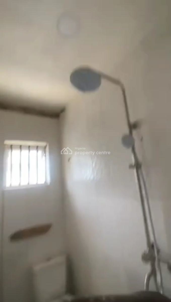 Brand New Specious 2 Bedroom Flat Up Flat, Adekunle, Yaba, Lagos, Flat / Apartment for Rent