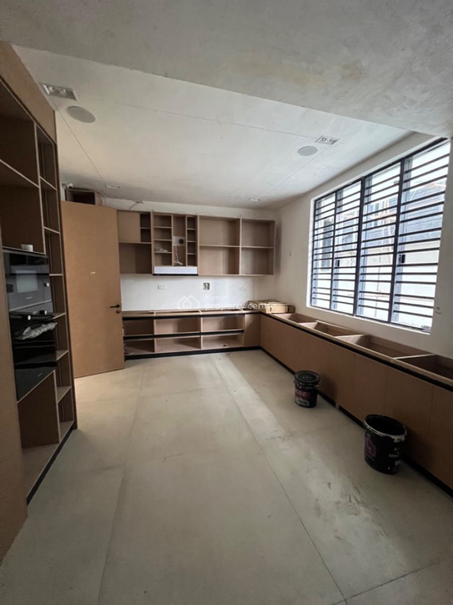 5 Bedroom House, Lekki Phase 1, Lekki, Lagos, Detached Duplex for Sale