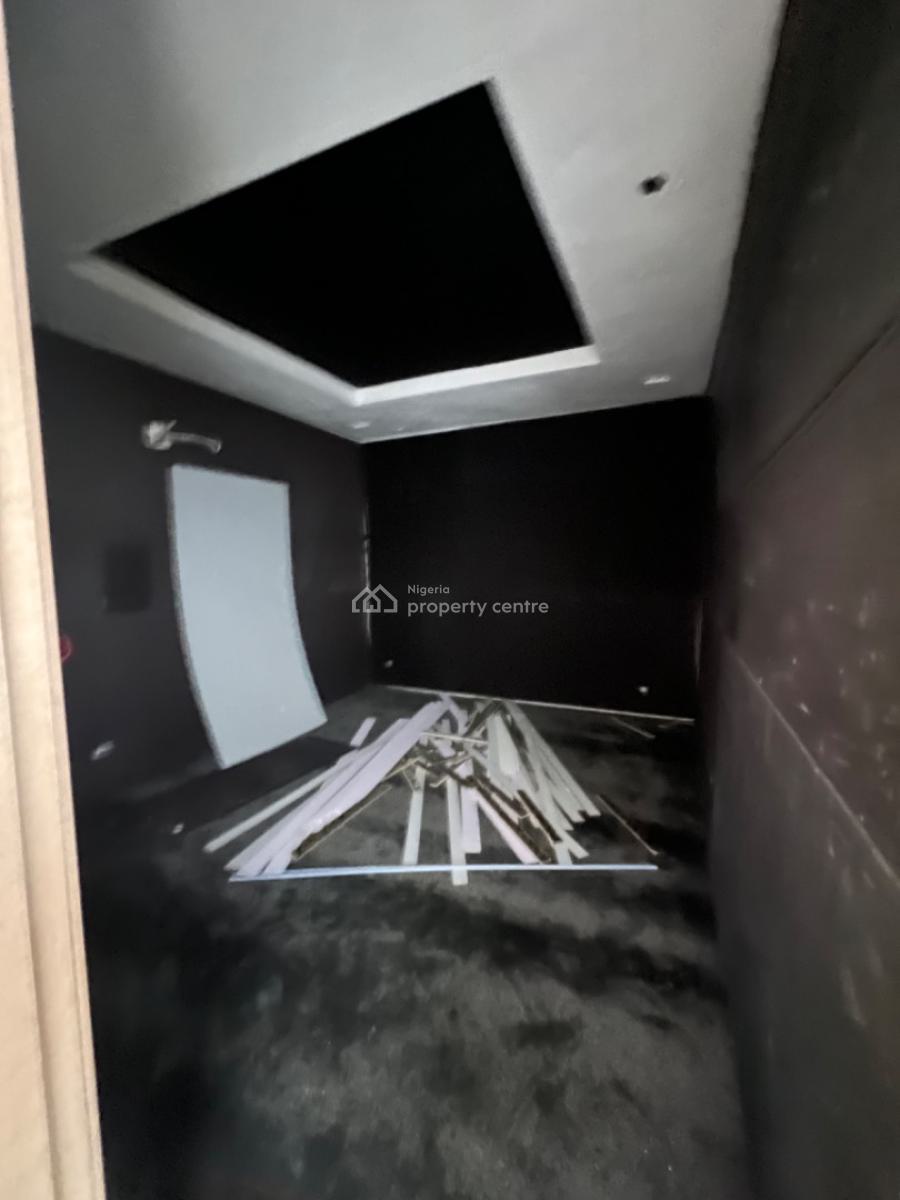 5 Bedroom House, Lekki Phase 1, Lekki, Lagos, Detached Duplex for Sale