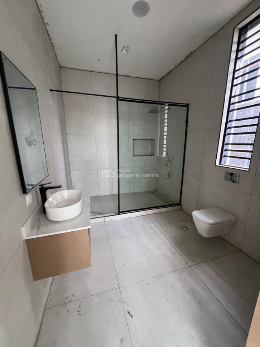 5 Bedroom House, Lekki Phase 1, Lekki, Lagos, Detached Duplex for Sale