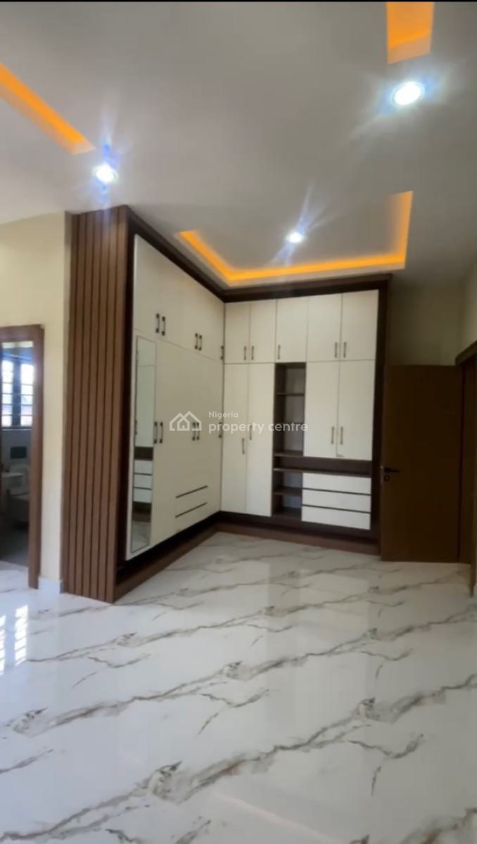 a Standard, Modern 7 Bedrooms  Fully Detached Duplex, Gwarinpa, Abuja, Detached Duplex for Sale