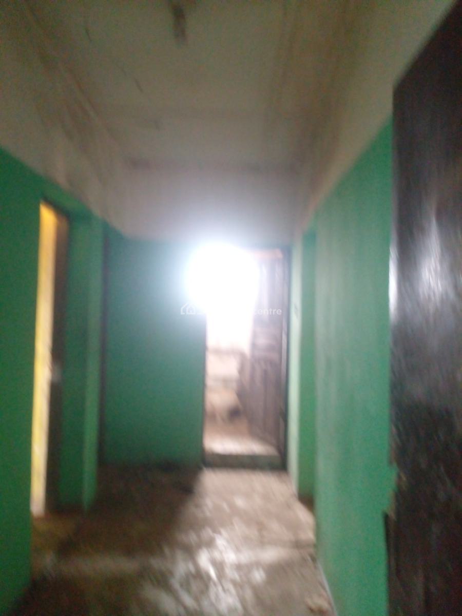 3bedroom Apartmen / Flat (under Renovation) in Gbagada, Lagos, Close to Deeper Life Church, Ifako, Gbagada, Lagos, Flat / Apartment for Rent