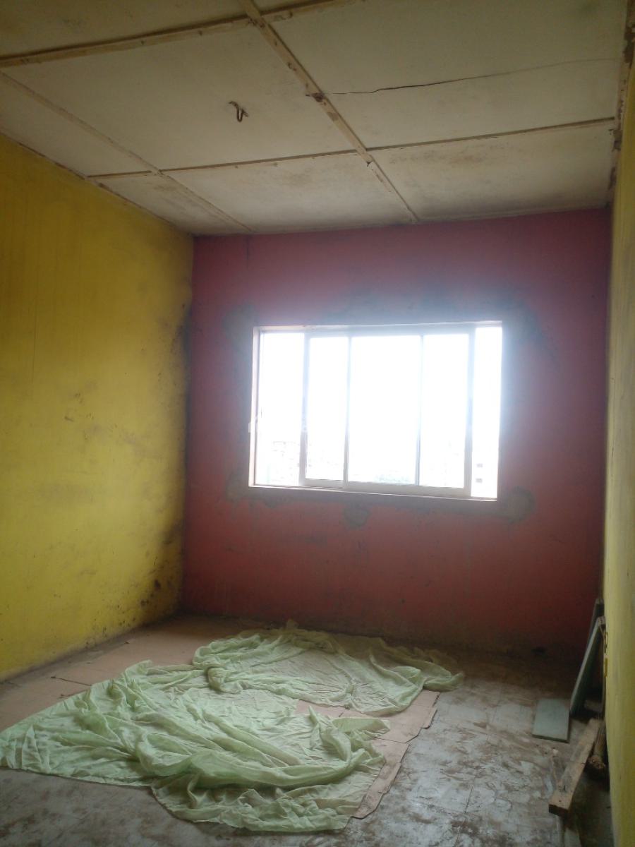 3bedroom Apartmen / Flat (under Renovation) in Gbagada, Lagos, Close to Deeper Life Church, Ifako, Gbagada, Lagos, Flat / Apartment for Rent