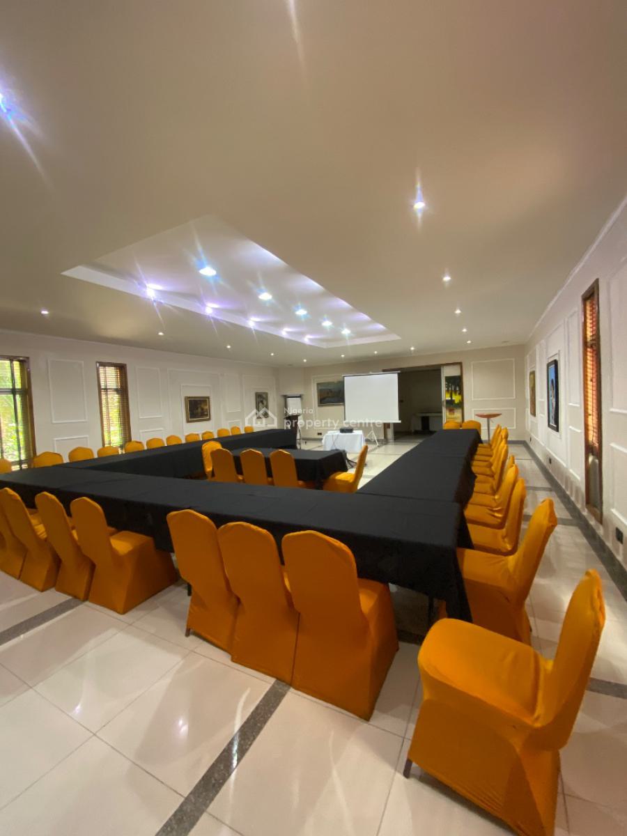 Newly Out Conference Hall, Ikoyi, Lagos, Conference / Meeting / Training Room for Rent