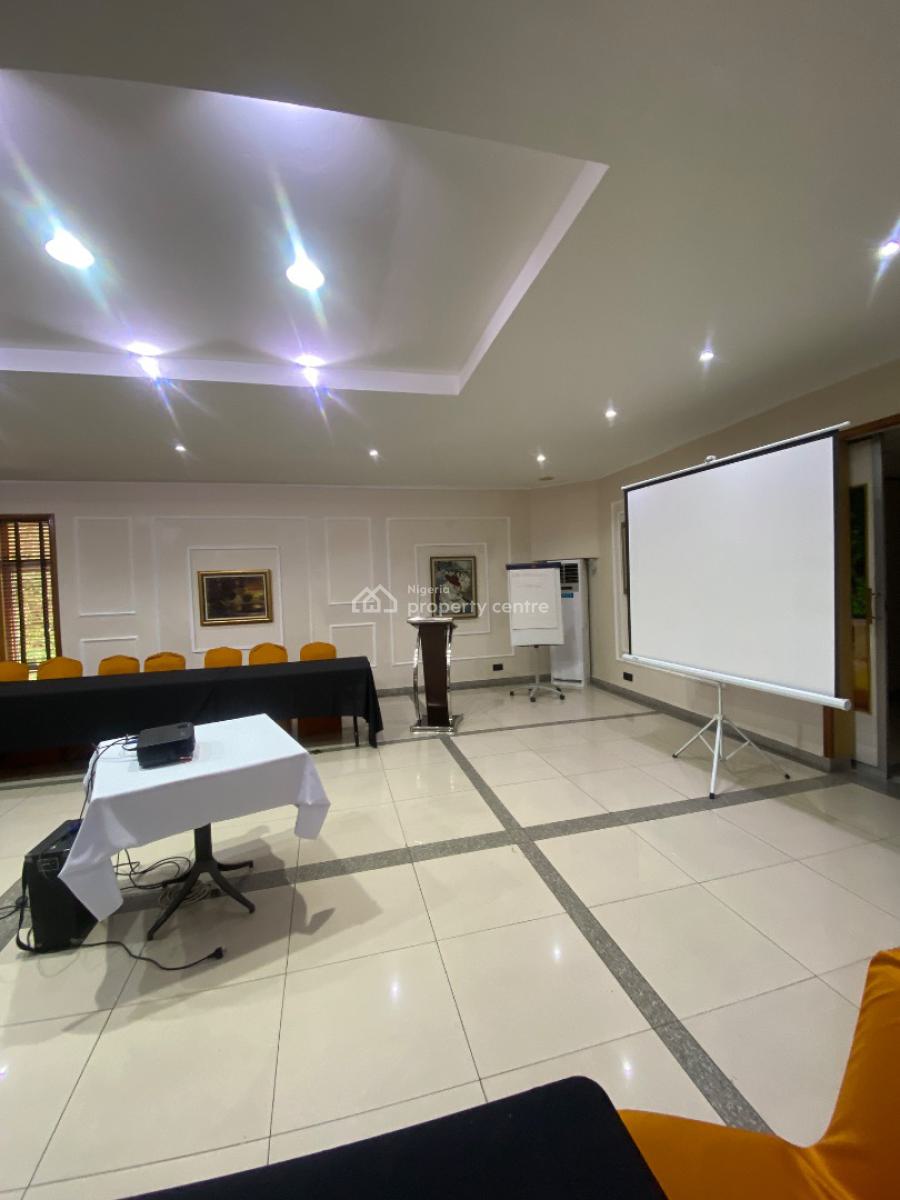 Newly Out Conference Hall, Ikoyi, Lagos, Conference / Meeting / Training Room for Rent