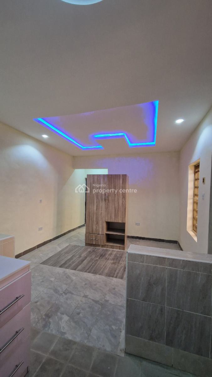 Units of Newly Built Room and Parlour, Opposite Abbey Technical School, Akala Express, Ibadan, Oyo, Mini Flat (room and Parlour) for Rent