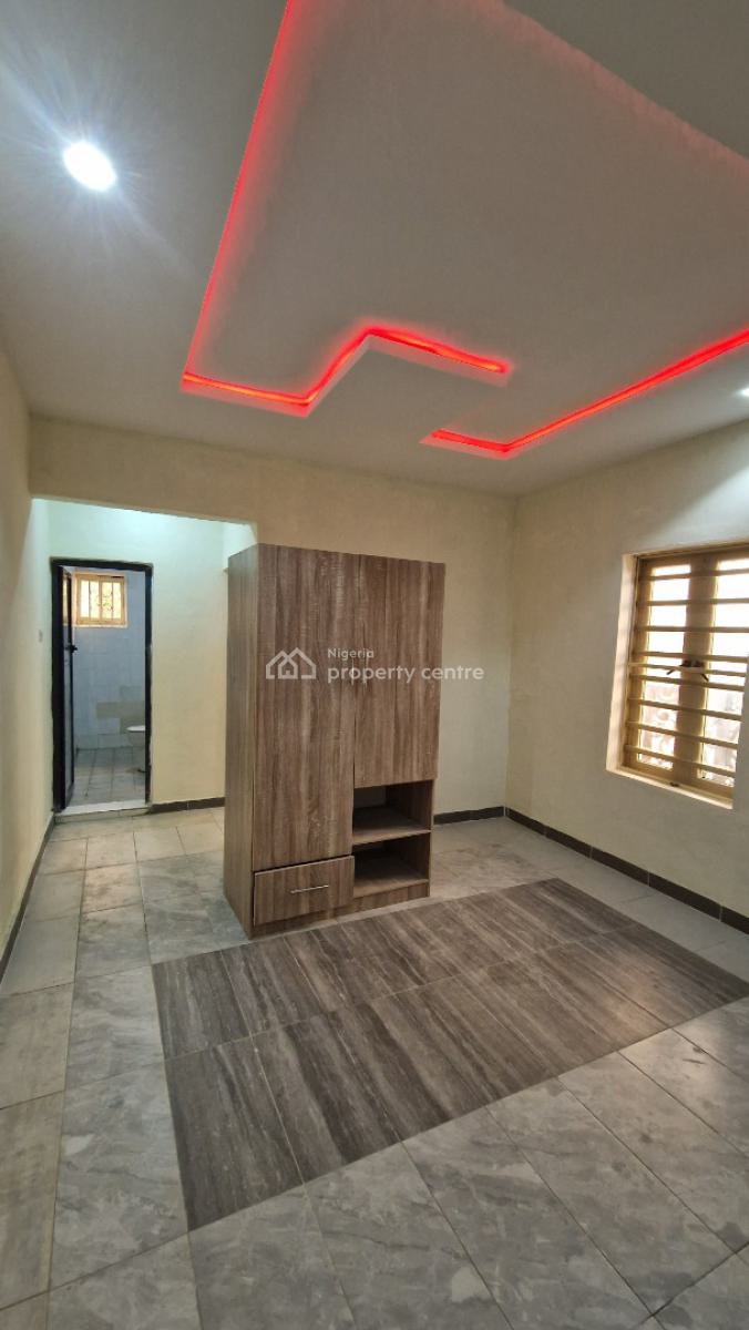 Units of Newly Built Room and Parlour, Opposite Abbey Technical School, Akala Express, Ibadan, Oyo, Mini Flat (room and Parlour) for Rent