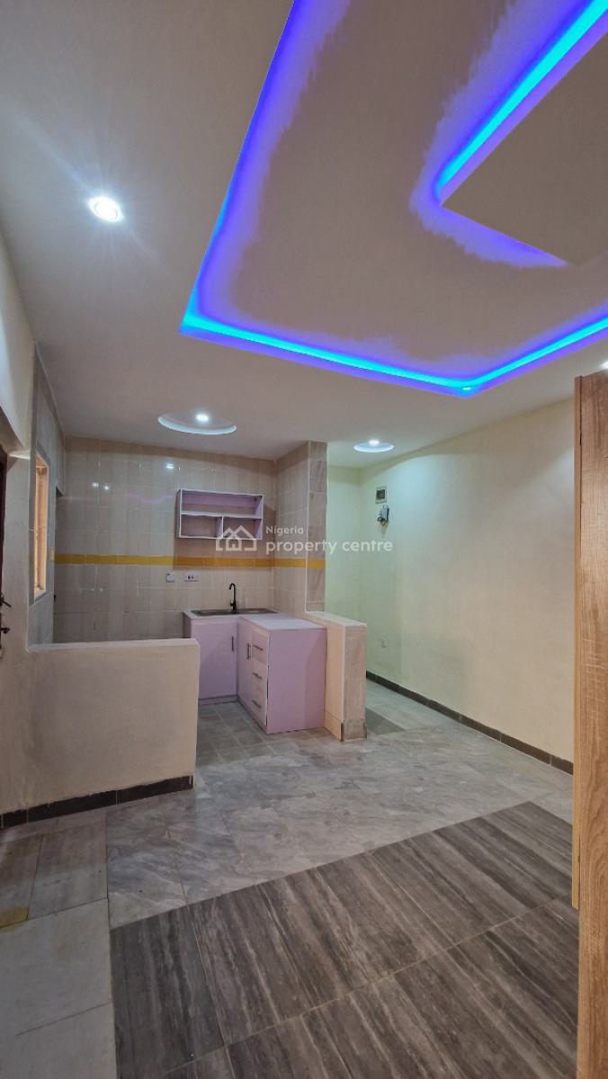 Units of Newly Built Room and Parlour, Opposite Abbey Technical School, Akala Express, Ibadan, Oyo, Mini Flat (room and Parlour) for Rent