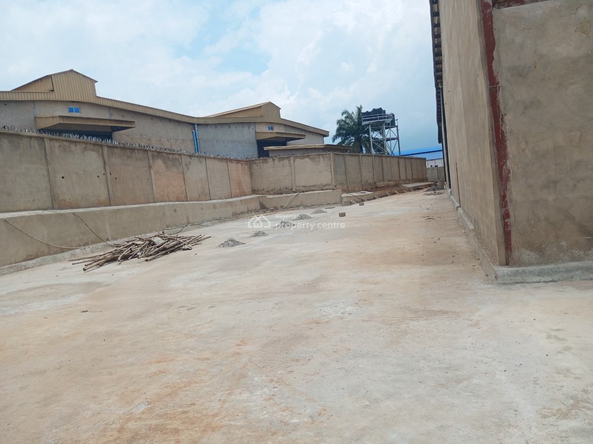 Warehouse, Along Lagos Ibadan Express Way, Before Interchange, Ogun State, Obafemi Owode, Ogun, Warehouse for Rent