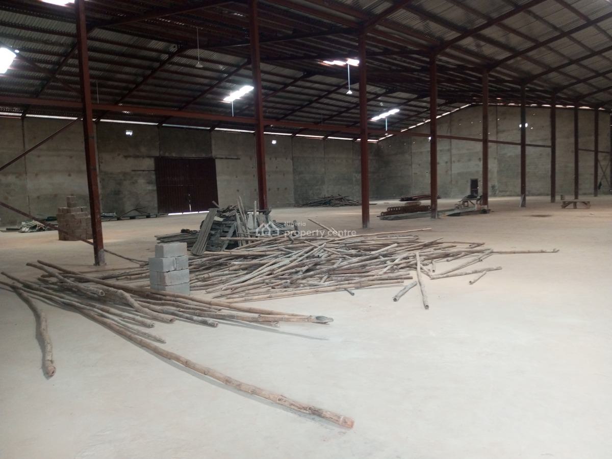 Warehouse, Along Lagos Ibadan Express Way, Before Interchange, Ogun State, Obafemi Owode, Ogun, Warehouse for Rent