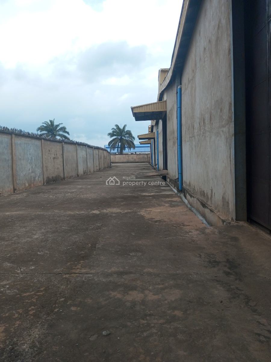 Warehouse, Along Lagos Ibadan Express Way, Before Interchange, Ogun State, Obafemi Owode, Ogun, Warehouse for Rent