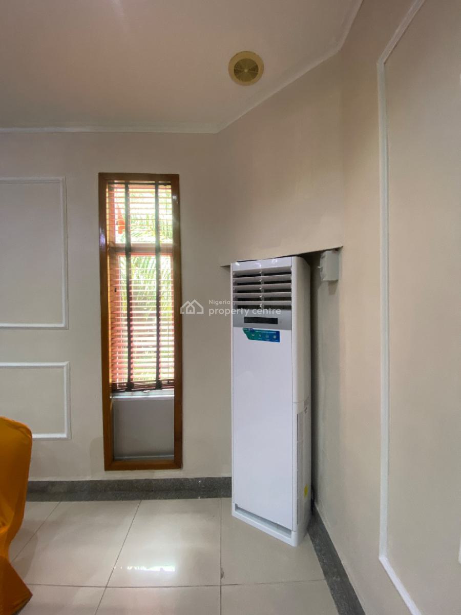 Newly Out Conference Hall, Ikoyi, Lagos, Conference / Meeting / Training Room for Rent