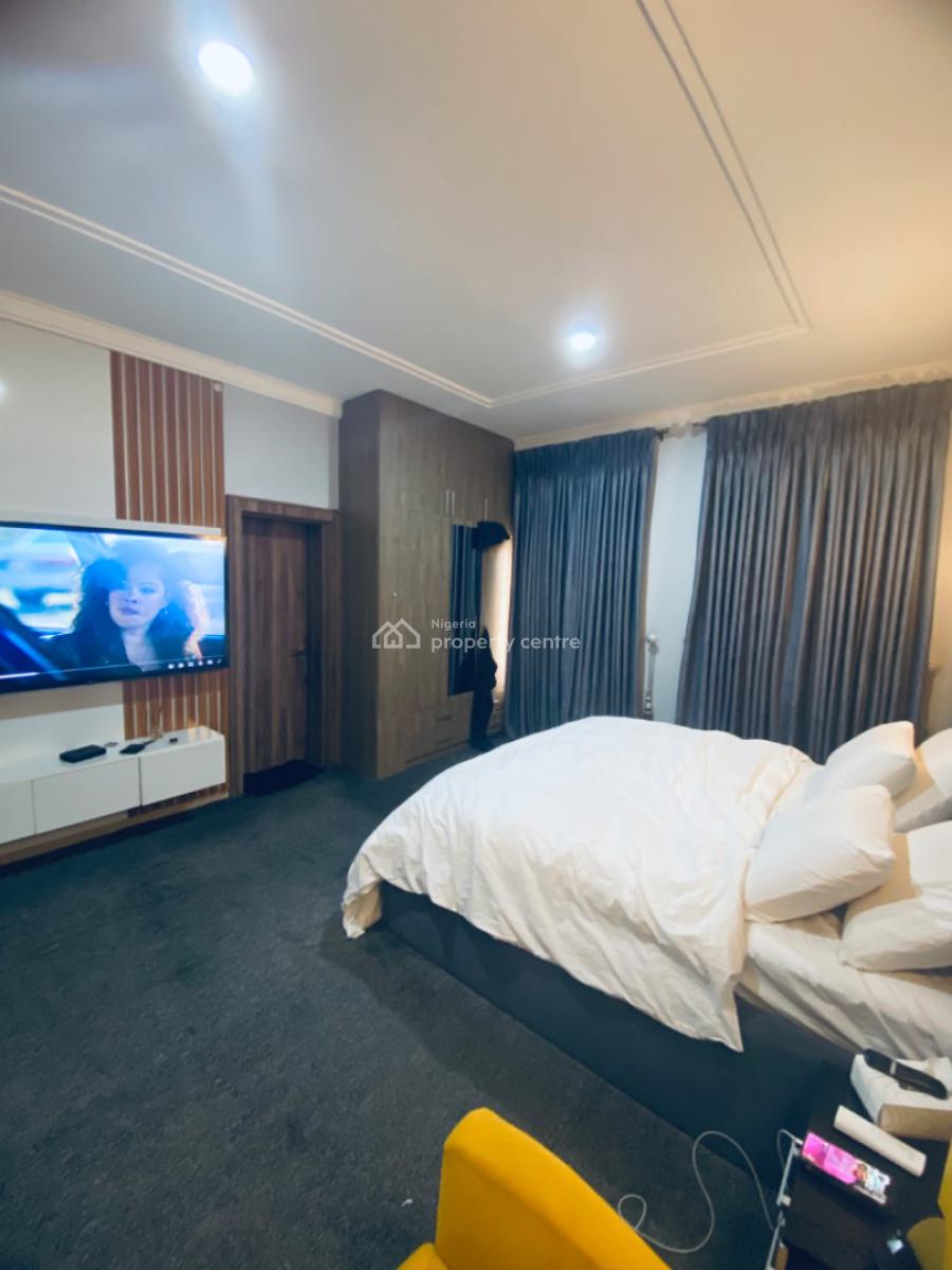 a Luxurious 3 Bedroom in a Beautiful Estate, No 6, Ibrahim Garba Close Off Abubakar Umar Street, Katampe Extension, Katampe, Abuja, Flat / Apartment for Sale